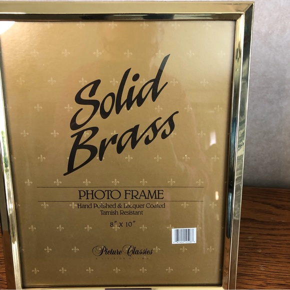 Solid Brass 8 x10 Picture Frame NWT - Picture 2 of 8